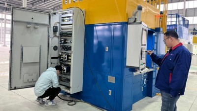 再（zài）獲老客戶青睞—汽車零部（bù）件客戶現（xiàn）場驗收PZ46自動噴膠（jiāo）機