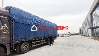 【自（zì）動浸膠機發（fā）貨】四川汽車零部（bù）件橡塑製（zhì）品客戶