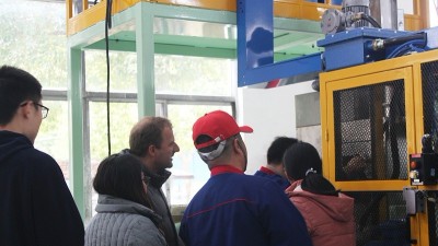 自動噴漆機哪家好？目前市麵上有哪些（xiē）好（hǎo）的噴（pēn）漆（qī）機（jī）品牌！