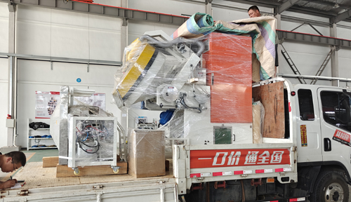 又一（yī）台自動（dòng）滾噴機PR90發貨--重慶汽車零部件老客戶