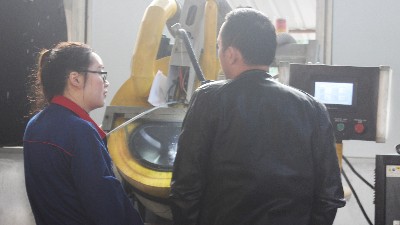 蘇州羞羞视频在线观看迎來國內最大文具品牌供（gòng）應商來（lái）司試樣！