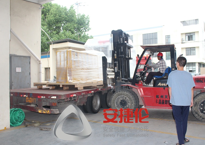 滾塗機（jī）