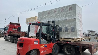 自動浸（jìn）膠機（jī）、自動噴膠機發貨河南汽車橡膠減震客戶