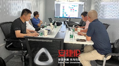 大連密封件O型圈客戶到訪羞羞视频在线观看參觀考察全自動滾噴機